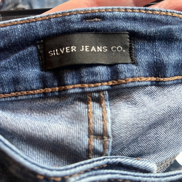 Silver Jeans, Suki Slim, Size 14, Length 27 Midrise - Picture 4 of 4